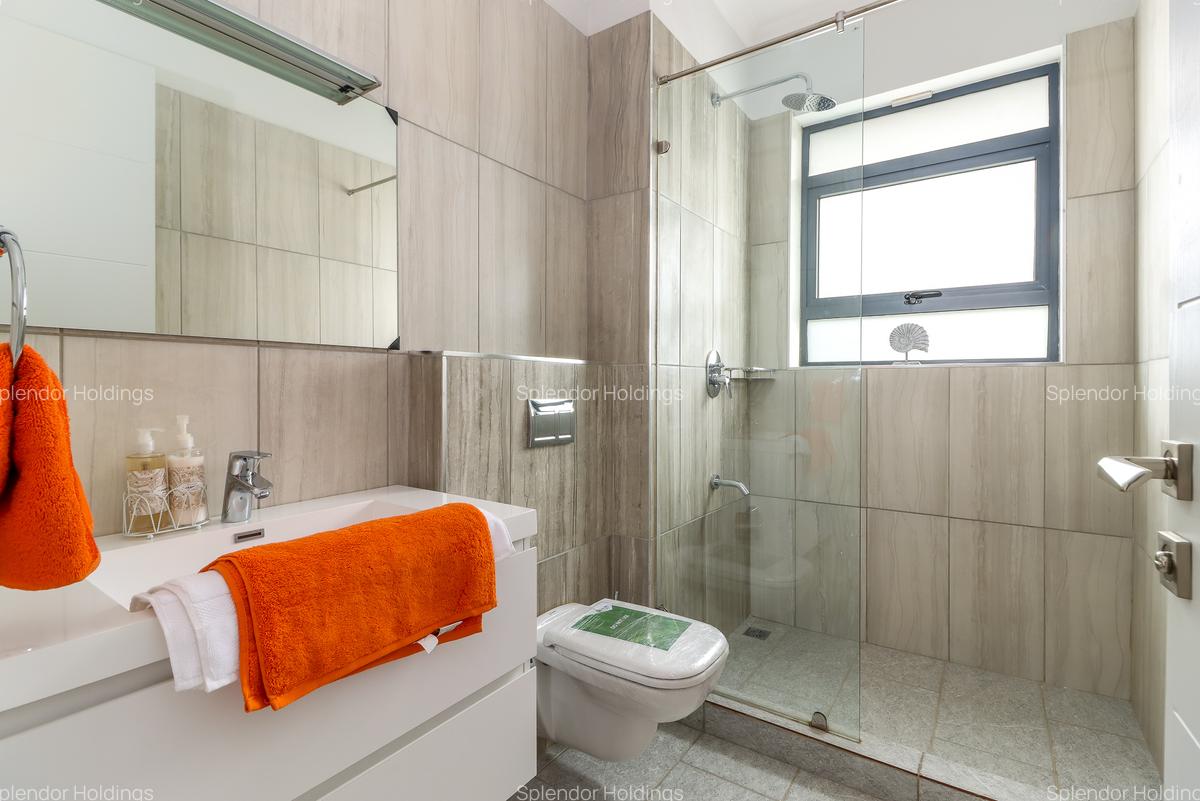 5 Bed Townhouse with En Suite in Runda - 12