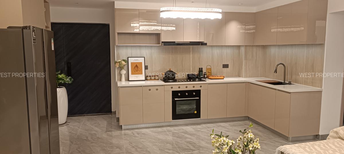 2 Bed Apartment with En Suite at Westlands - 4