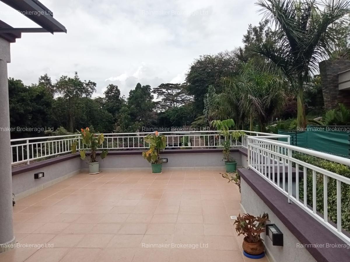 4 Bed House with En Suite in Spring Valley - 15