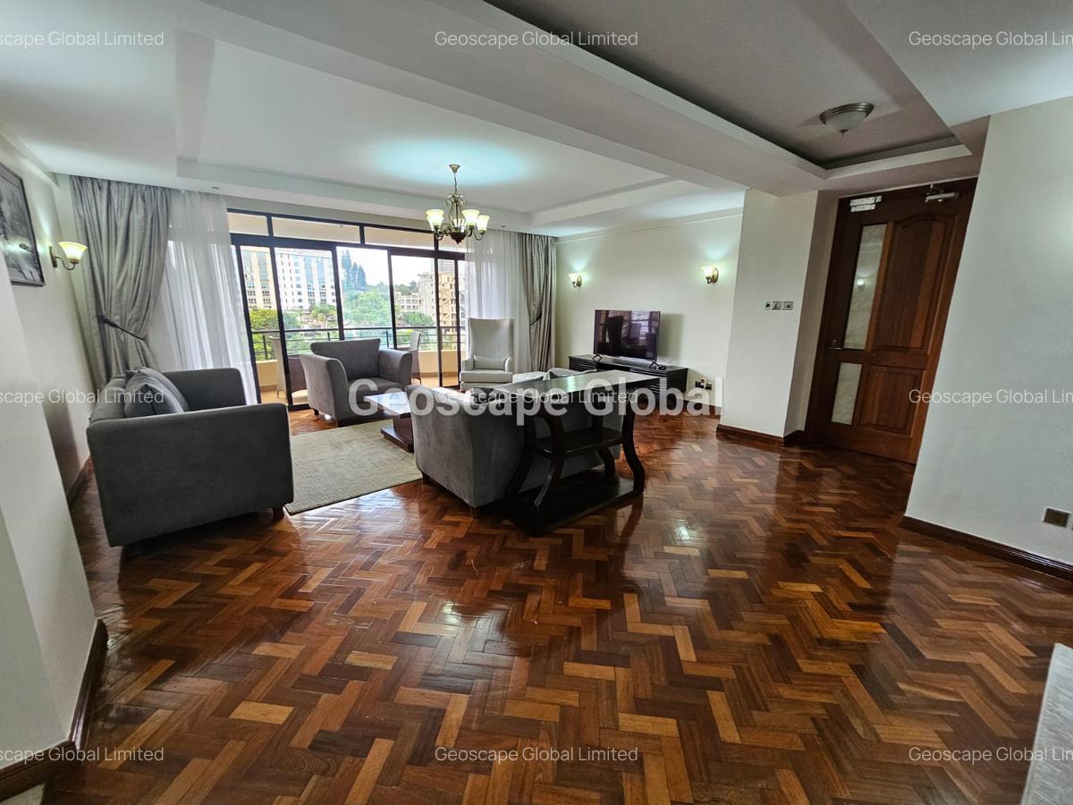 3 Bed Apartment with En Suite in Riverside - 1