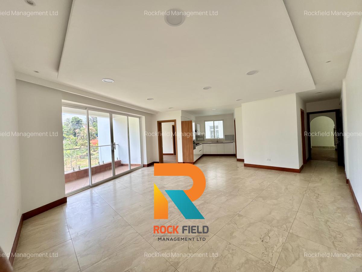 2 Bed Apartment with En Suite in Parklands - 5