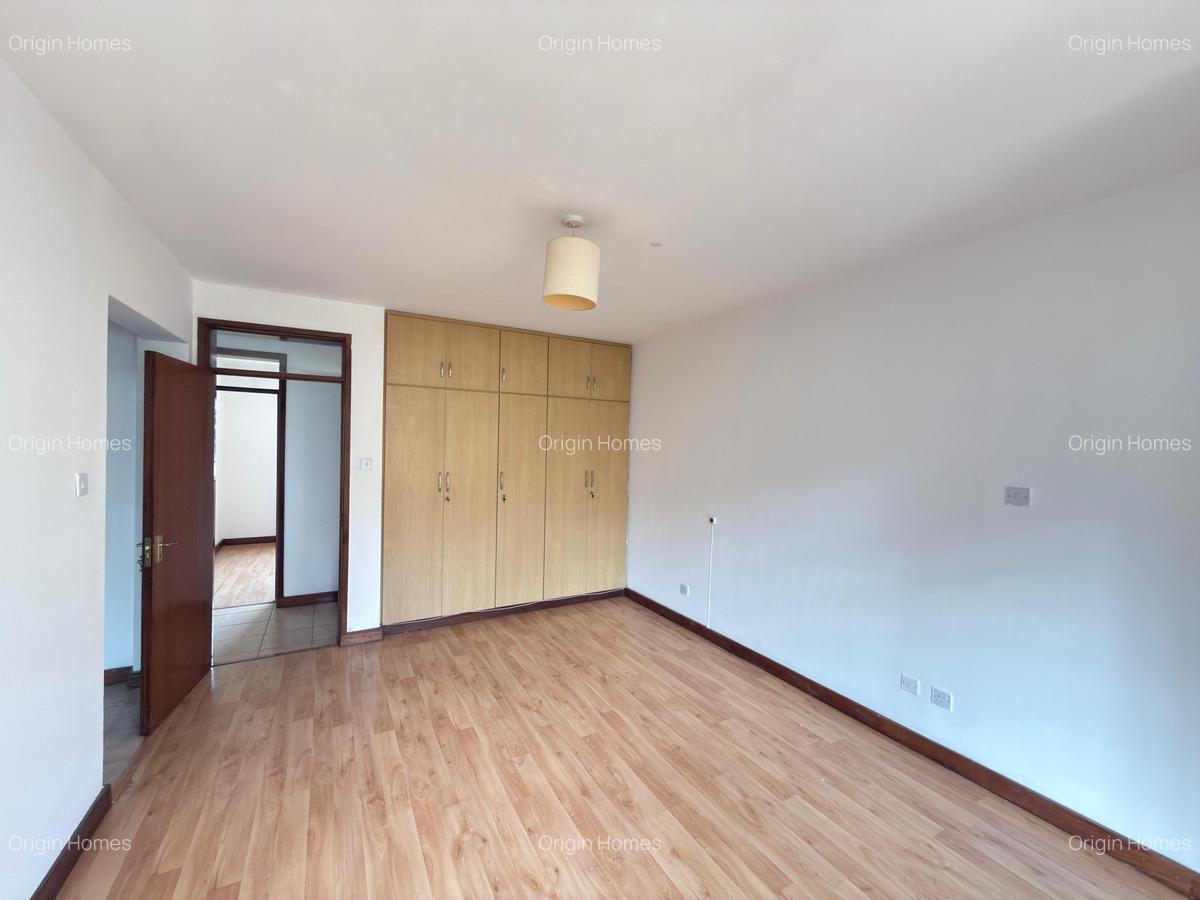 3 Bed Apartment with En Suite at Spring Valley - 13