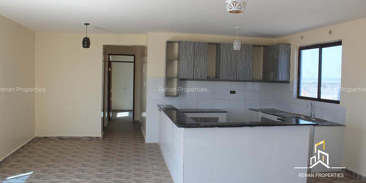 2 Bed House with En Suite at Oletepesi - 8