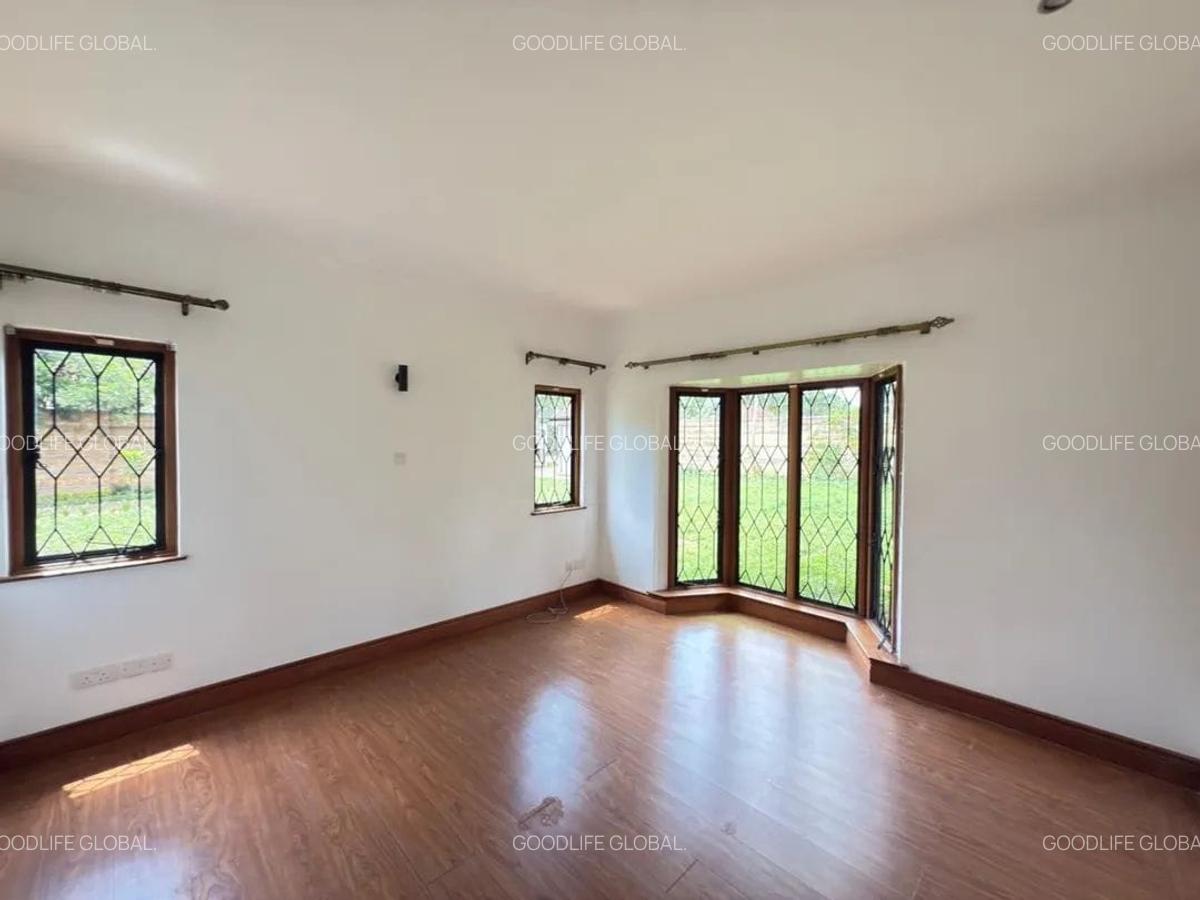 5 Bed House with En Suite at Gigiri - 8