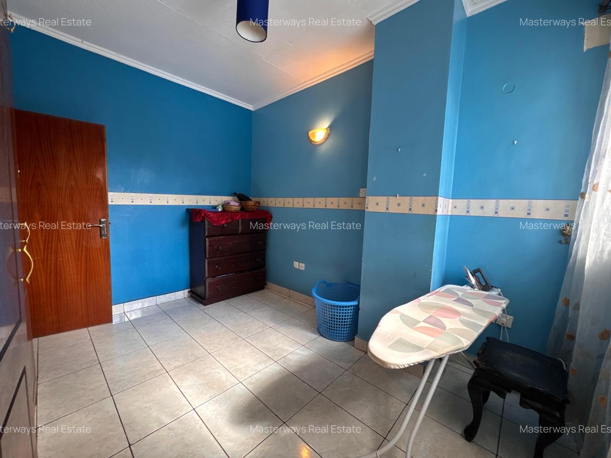 4 Bed Townhouse with En Suite in Naivasha Road - 6