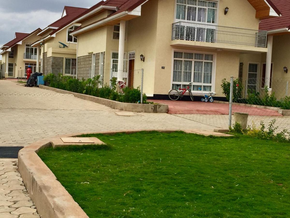 4 Bed House with En Suite in Kitengela - 2