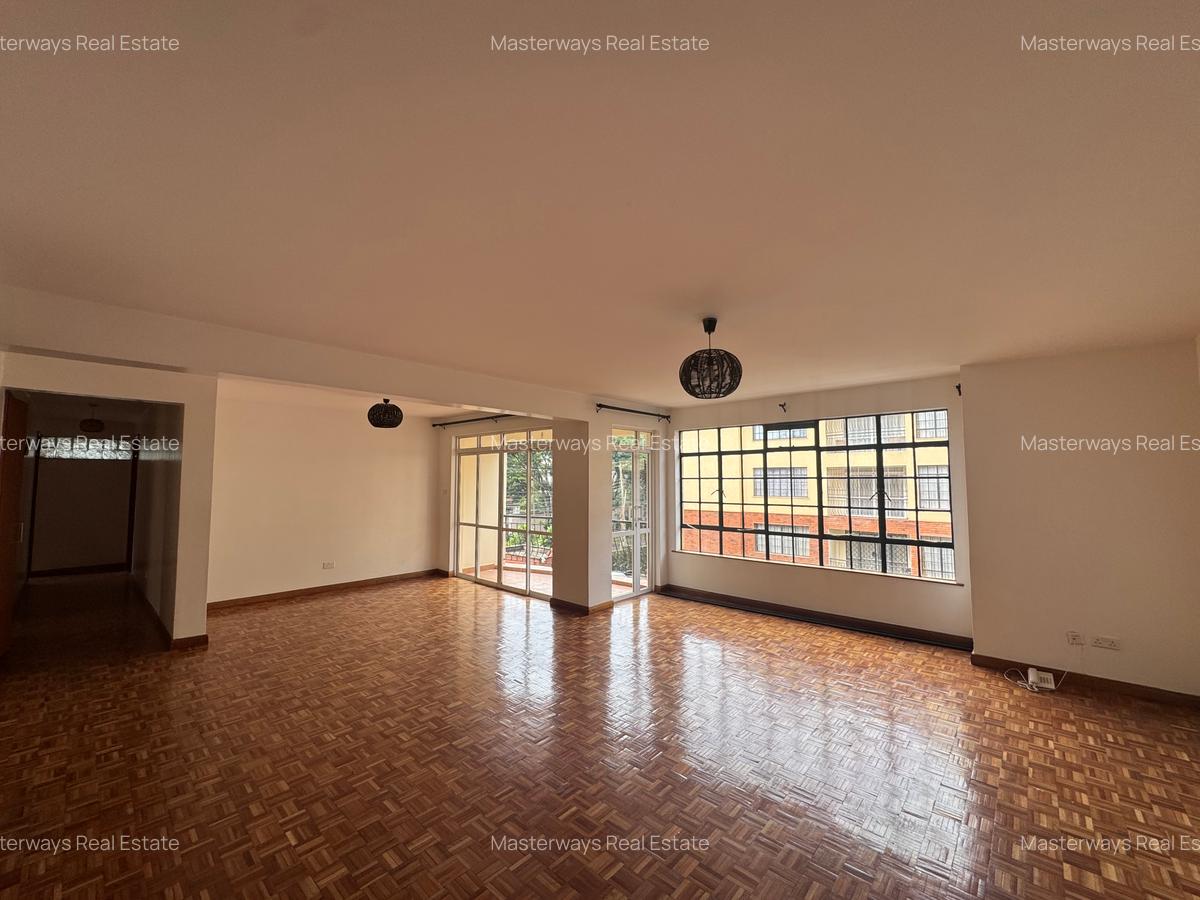 3 Bed Apartment with En Suite in Lavington - 2