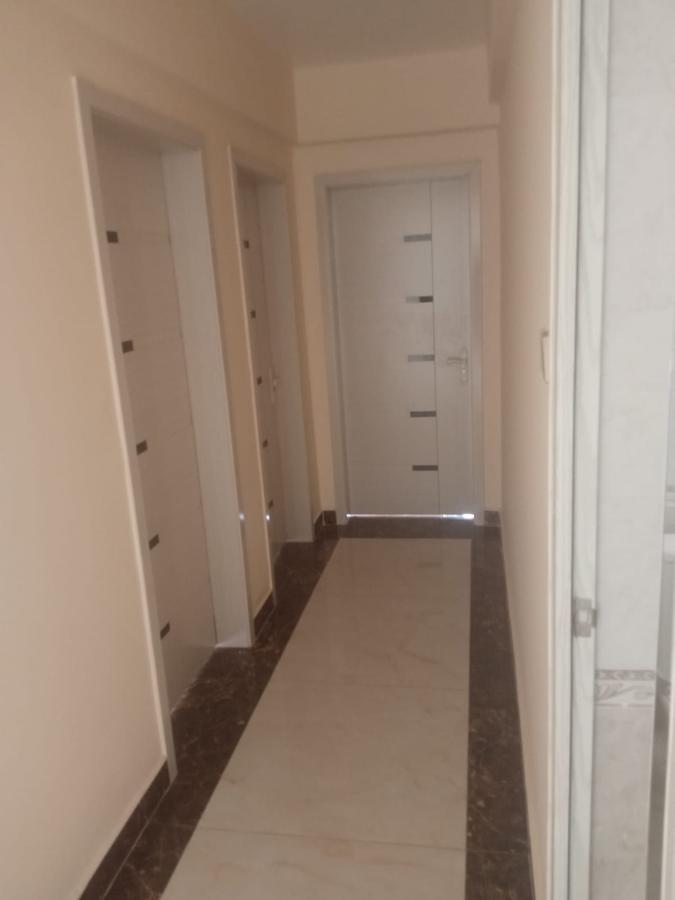 2 Bed Apartment with En Suite in Kilimani - 4