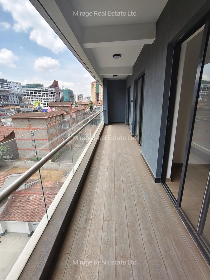 2 Bed Apartment with Swimming Pool in Kilimani - 15