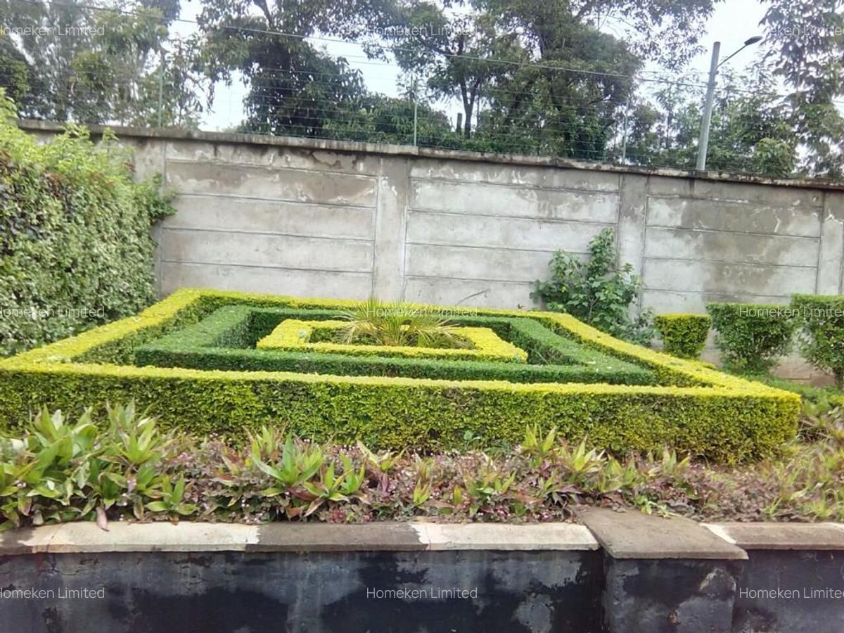 4 Bed House with En Suite at Karen - 12