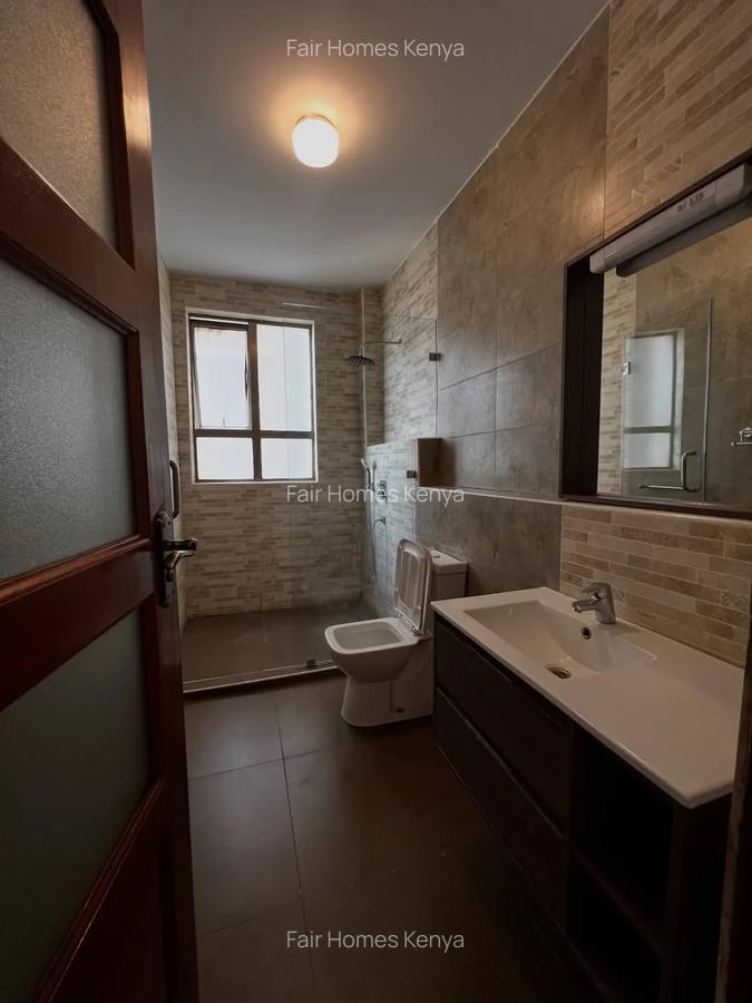 2 Bed Apartment with En Suite at Othaya Road - 10