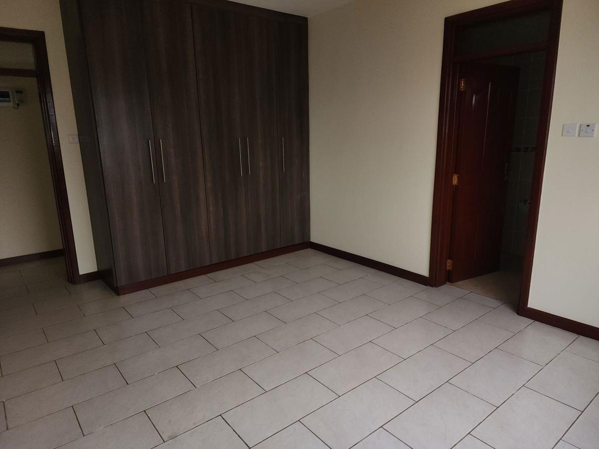 3 Bed Apartment with En Suite in Westlands Area - 1