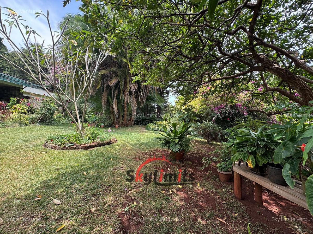 3 Bed House with Garden at Lavington - 16