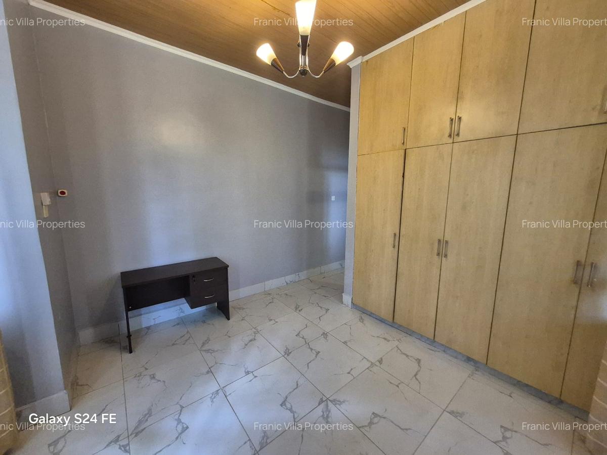 3 Bed House with En Suite at Runda - 16