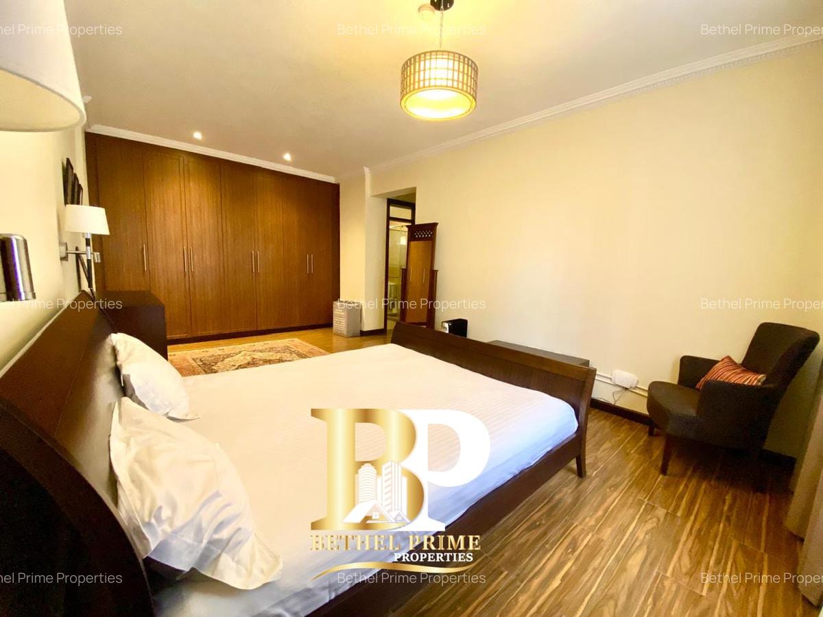 Furnished 3 Bed Apartment with En Suite in Brookside - 11