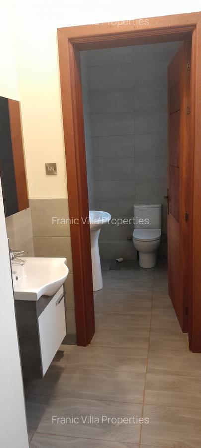 6 Bed House with En Suite at Nyari Central - 11