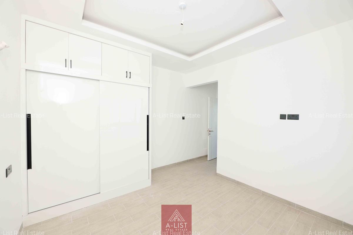 2 Bed Apartment with En Suite at Valley Arcade - 8