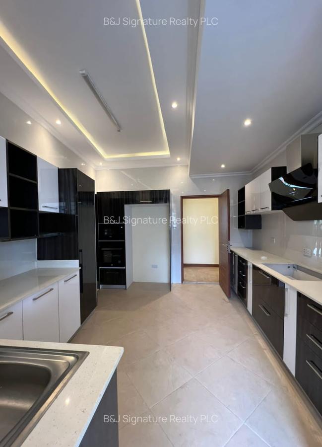 3 Bed Apartment with En Suite in General Mathenge - 8