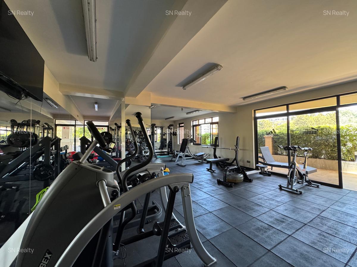 Furnished 3 Bed Apartment with En Suite in Riverside - 16