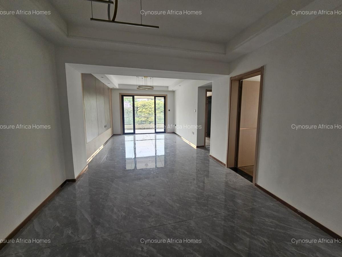 2 Bed Apartment with En Suite at Riverside Drive - 2