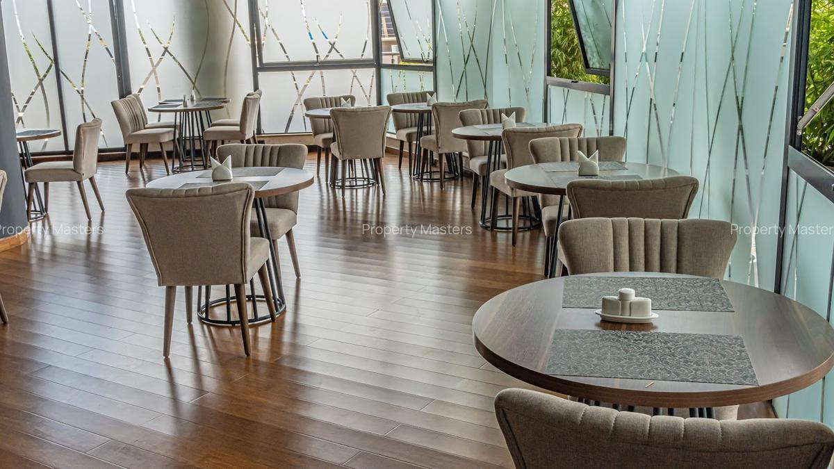 Serviced 1 Bed Apartment with En Suite at Southern Bypass - 12