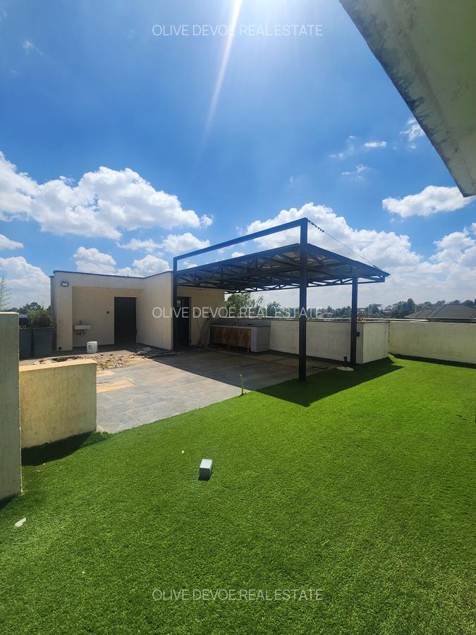 5 Bed Villa with En Suite in Runda - 8