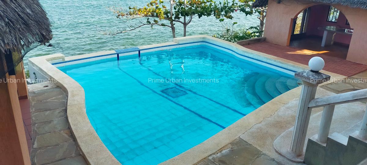 4 Bed Villa with En Suite in Kikambala - 7