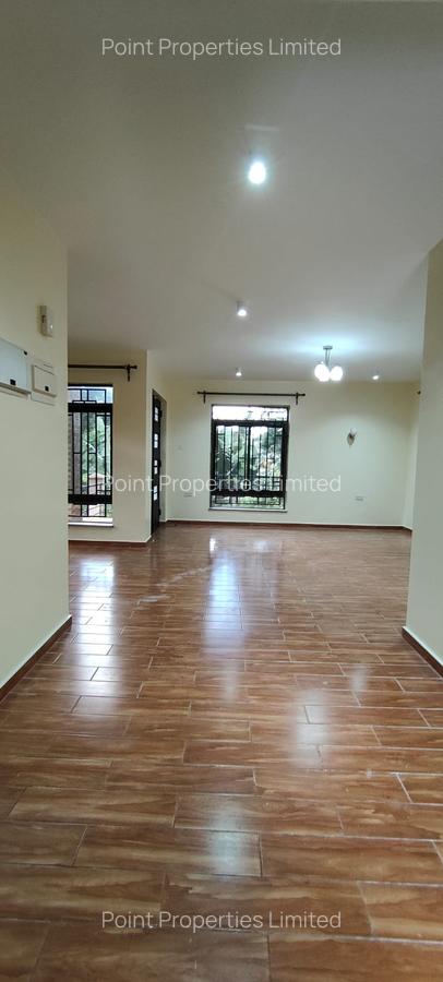 3 Bed Townhouse with En Suite in Karen - 5