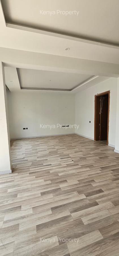 4 Bed Villa with En Suite at Apple Cross - 15