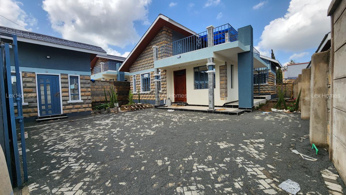 4 Bed House with En Suite at Rimpa Road - 1