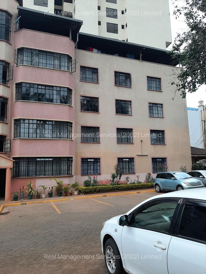 4 Bed Apartment with En Suite at Mpaka Road - 3