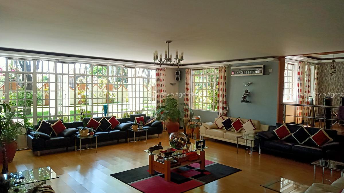 6 Bed House with En Suite in Runda - 15