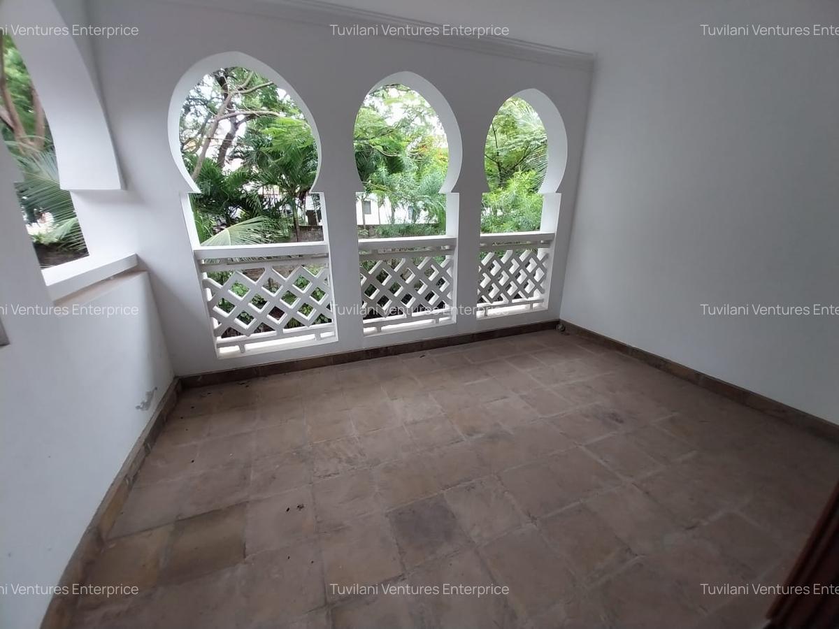 4 Bed Villa with En Suite at Nyali Mombasa - 14