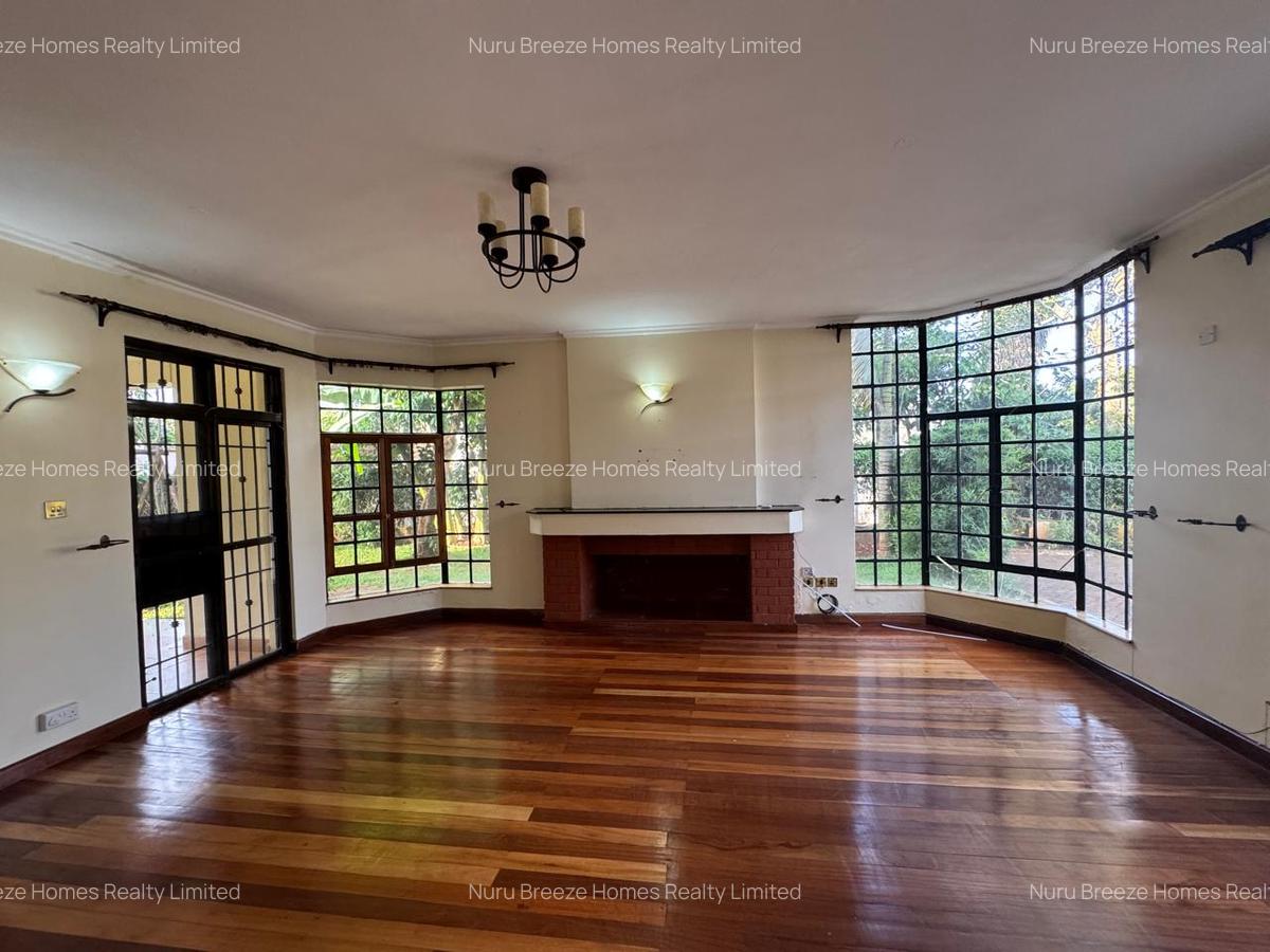4 Bed Townhouse with En Suite in Kiambu Road - 2