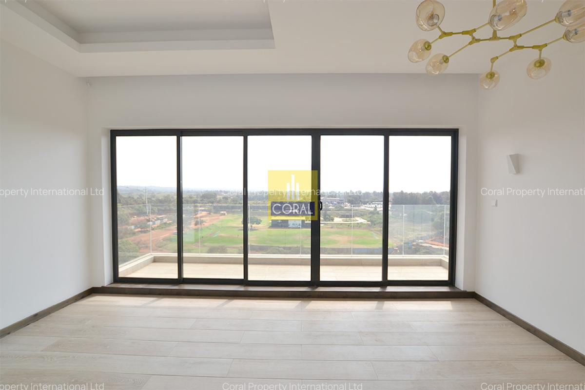 1 Bed Apartment with Swimming Pool in Rosslyn - 3