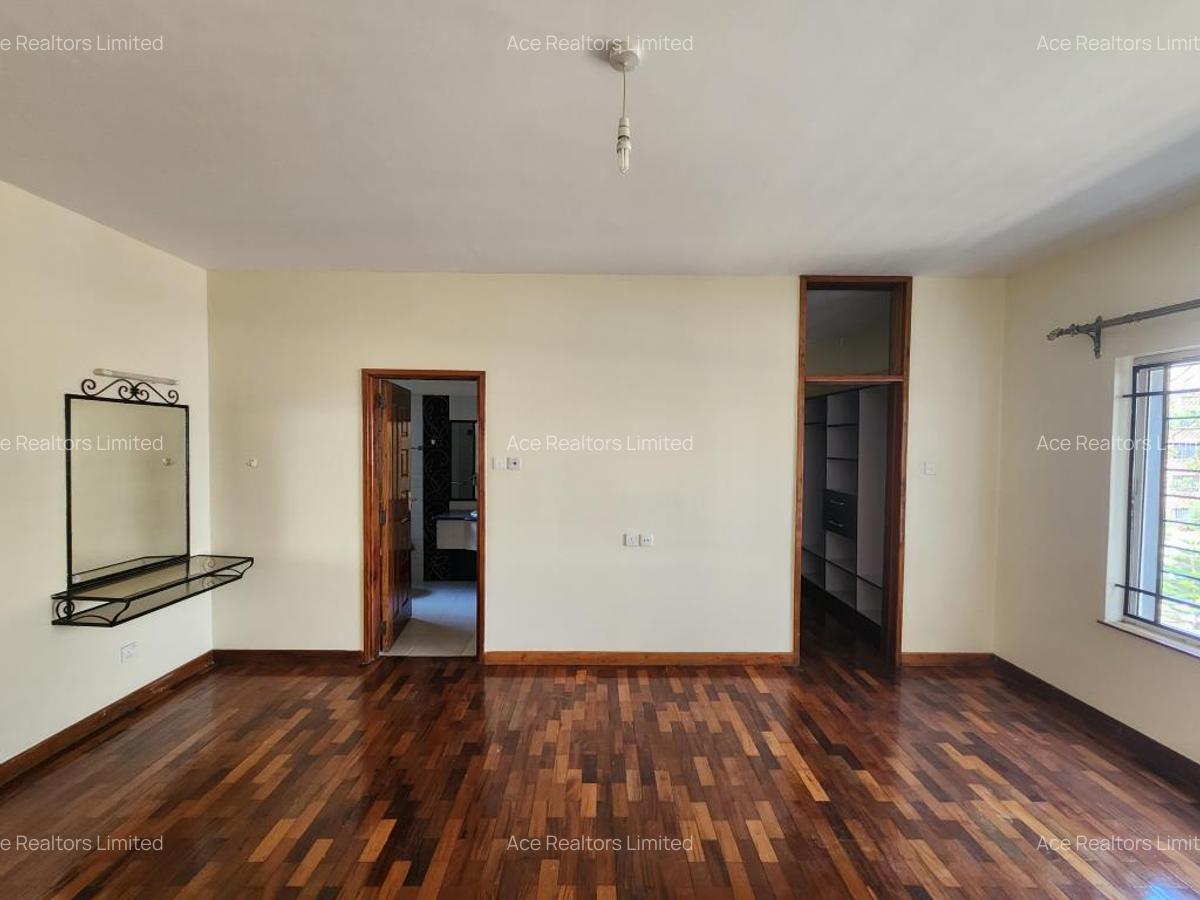 3 Bed Apartment with En Suite at Rhapta Road - 12