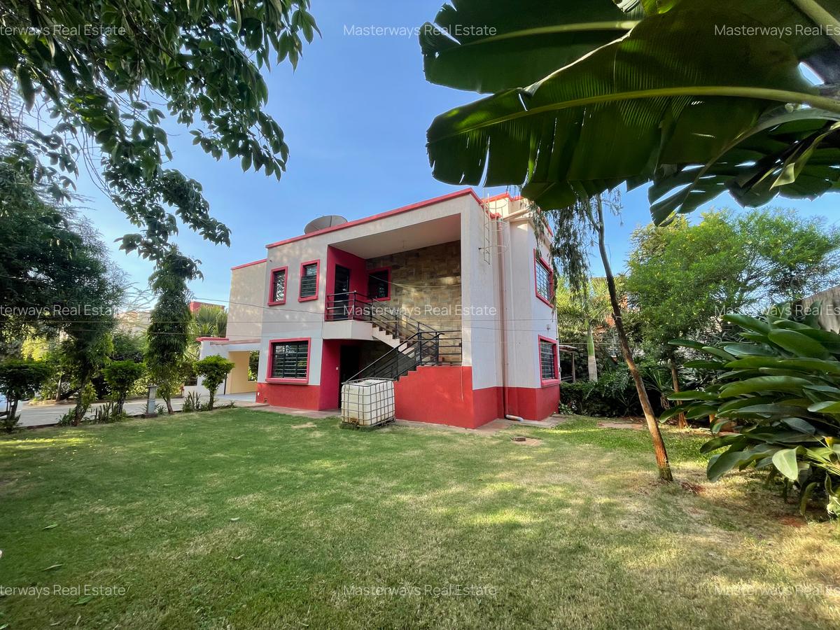 4 Bed Villa with En Suite in Runda - 11