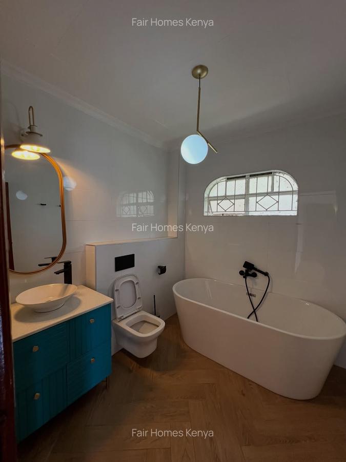 4 Bed Townhouse with En Suite at Lavington Green - 17