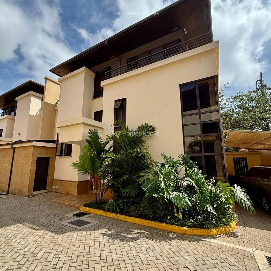 4 Bed Townhouse with En Suite at Othaya Road - 2