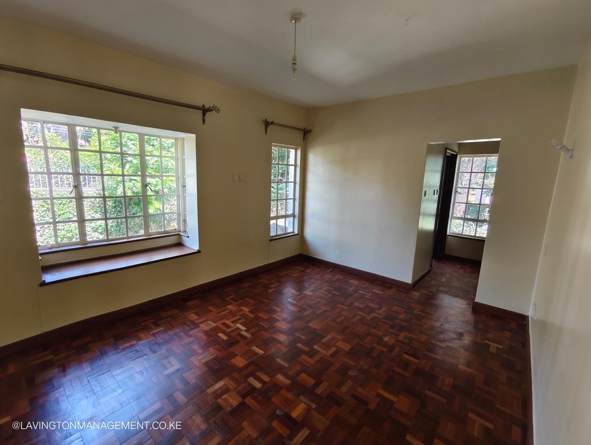 5 Bed Townhouse with En Suite at Lavington Green - 11