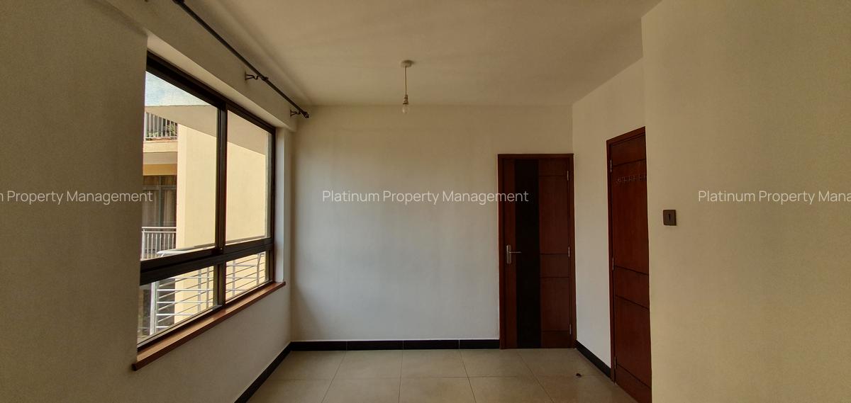 2 Bed Apartment with En Suite in Parklands - 8