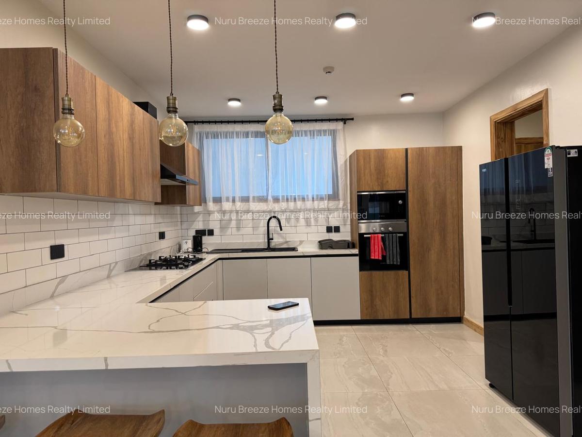 3 Bed Apartment with En Suite in Spring Valley - 2