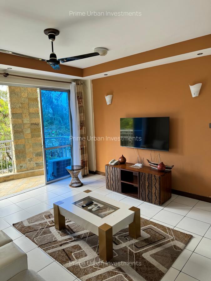 Serviced 2 Bed Apartment with En Suite in Nyali Area - 5