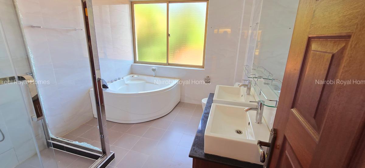 5 Bed Townhouse with En Suite at Chalbi Drive - 15