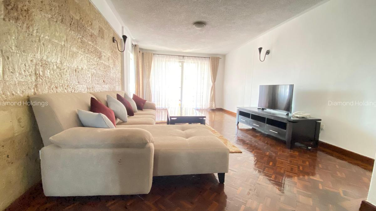Serviced 2 Bed Apartment with En Suite at Brookside - 1