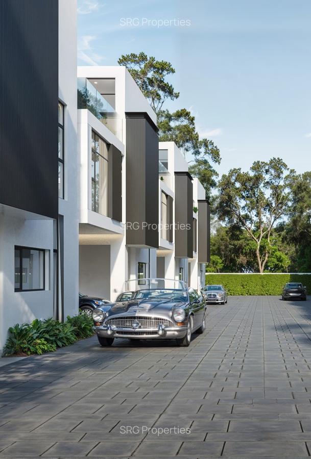 5 Bed Townhouse with En Suite in Lavington - 10