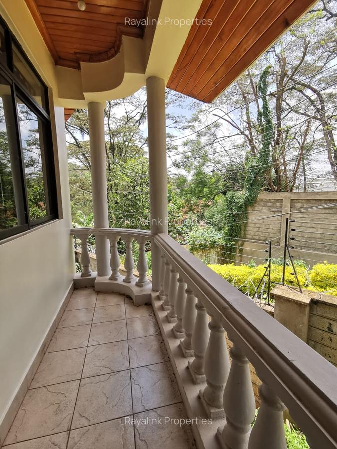 4 Bed Townhouse with En Suite at Eldama Ravine Road - 15