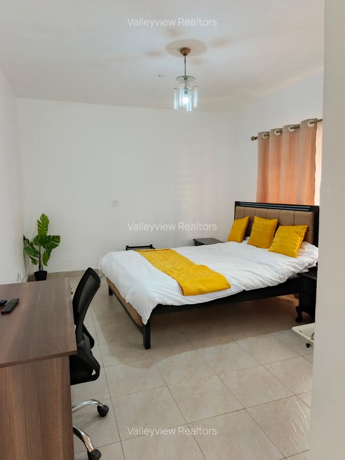 1 Bed Villa with En Suite at Lavington - 7