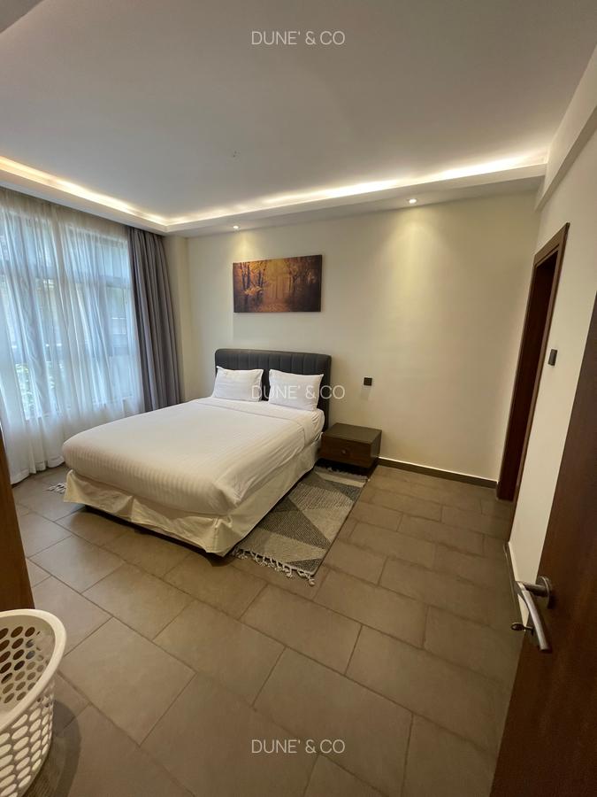 Serviced 3 Bed Apartment with En Suite in Westlands Area - 13