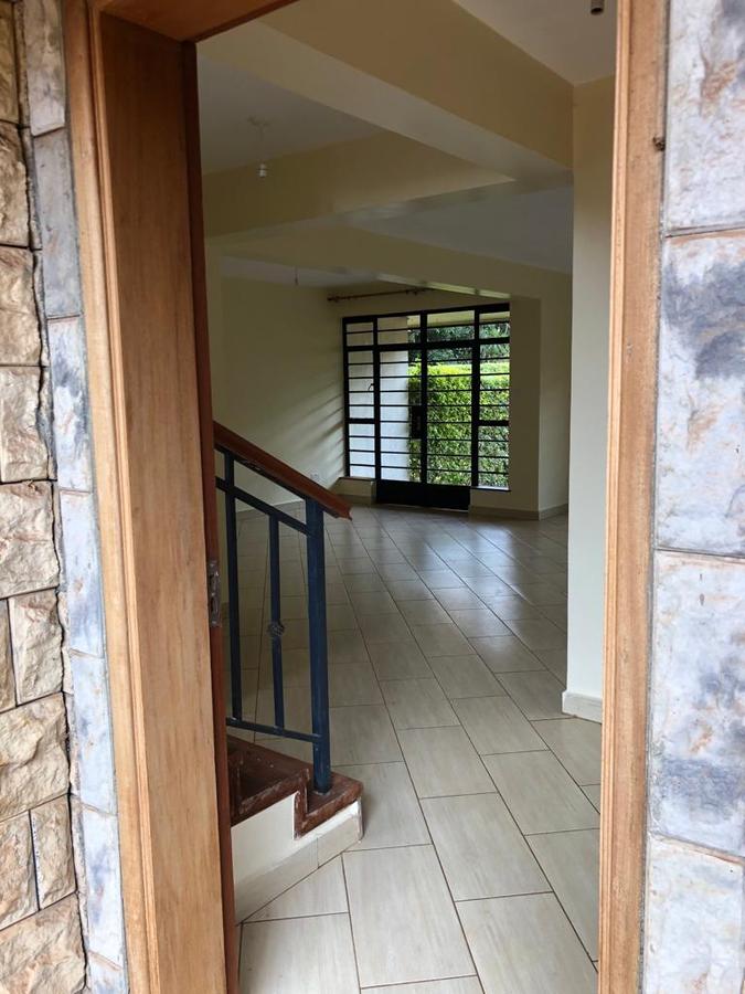 4 Bed Townhouse with En Suite in Kiambu Road - 12